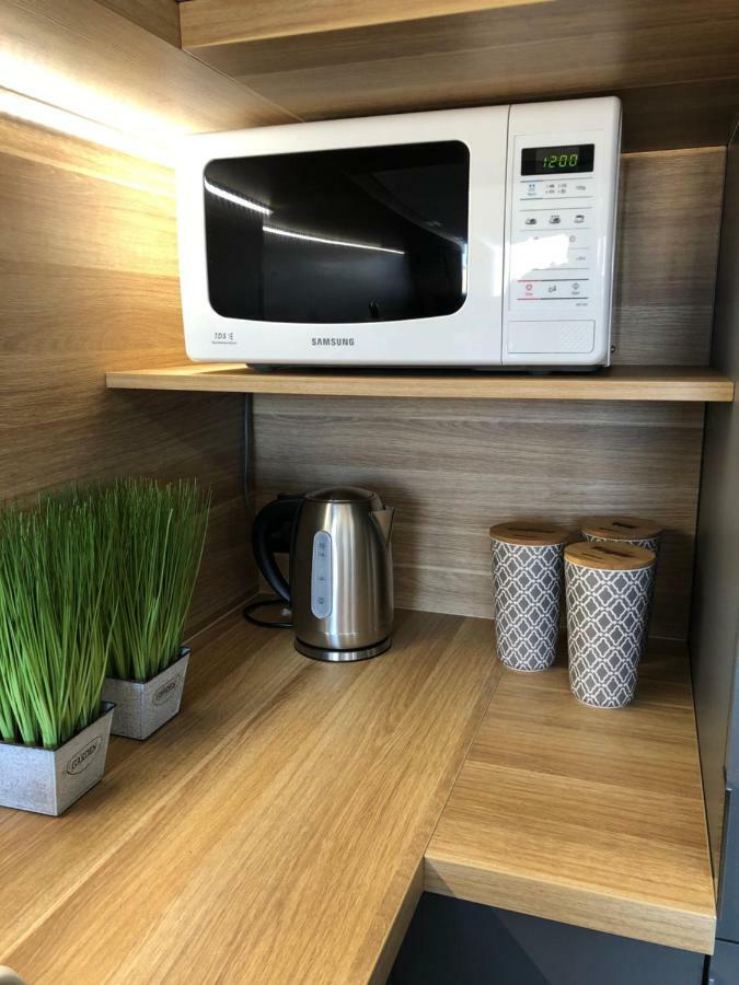 Family & Business Sauna Apartments Rynek Centrum Downtown - 2 Bedroom With Private Sauna, Balcony, Parking Кельце Екстер'єр фото