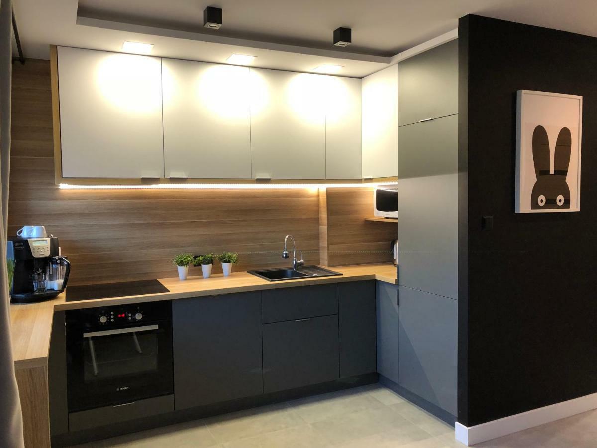 Family & Business Sauna Apartments Rynek Centrum Downtown - 2 Bedroom With Private Sauna, Balcony, Parking Кельце Екстер'єр фото